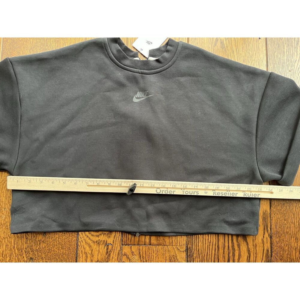 Nike Tech Fleece Cropped Top Size Medium Womens Black Sportswear Oversized - Picture 6 of 7